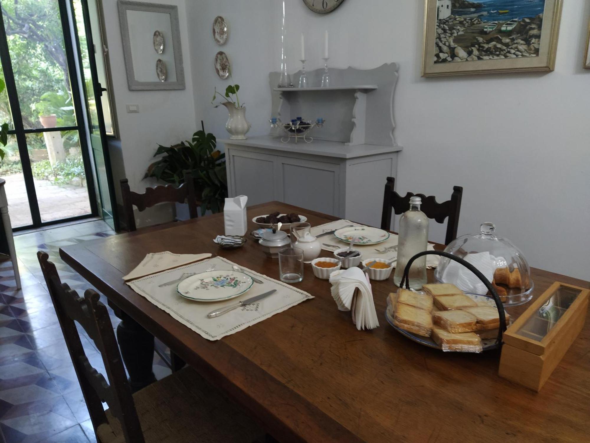 Specchia Gallone Aricelle Speziali B&B 외부 사진